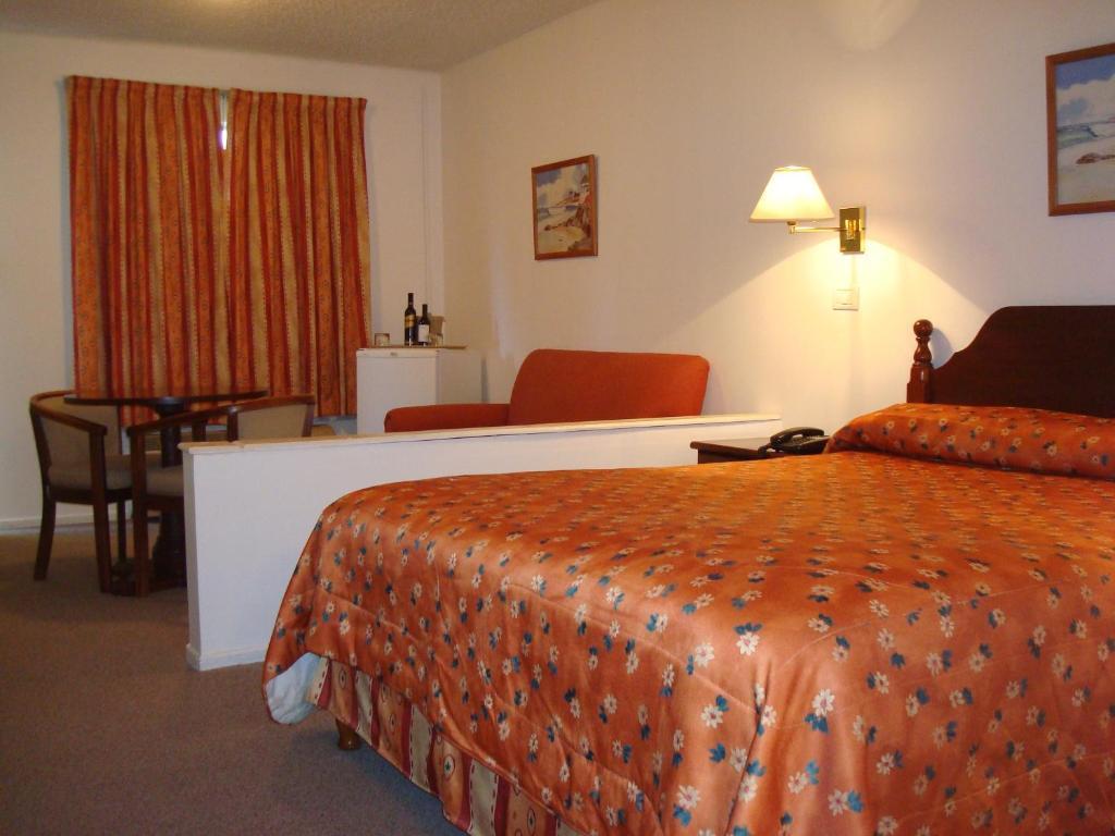Family Inn San Rafael  Δωμάτιο φωτογραφία